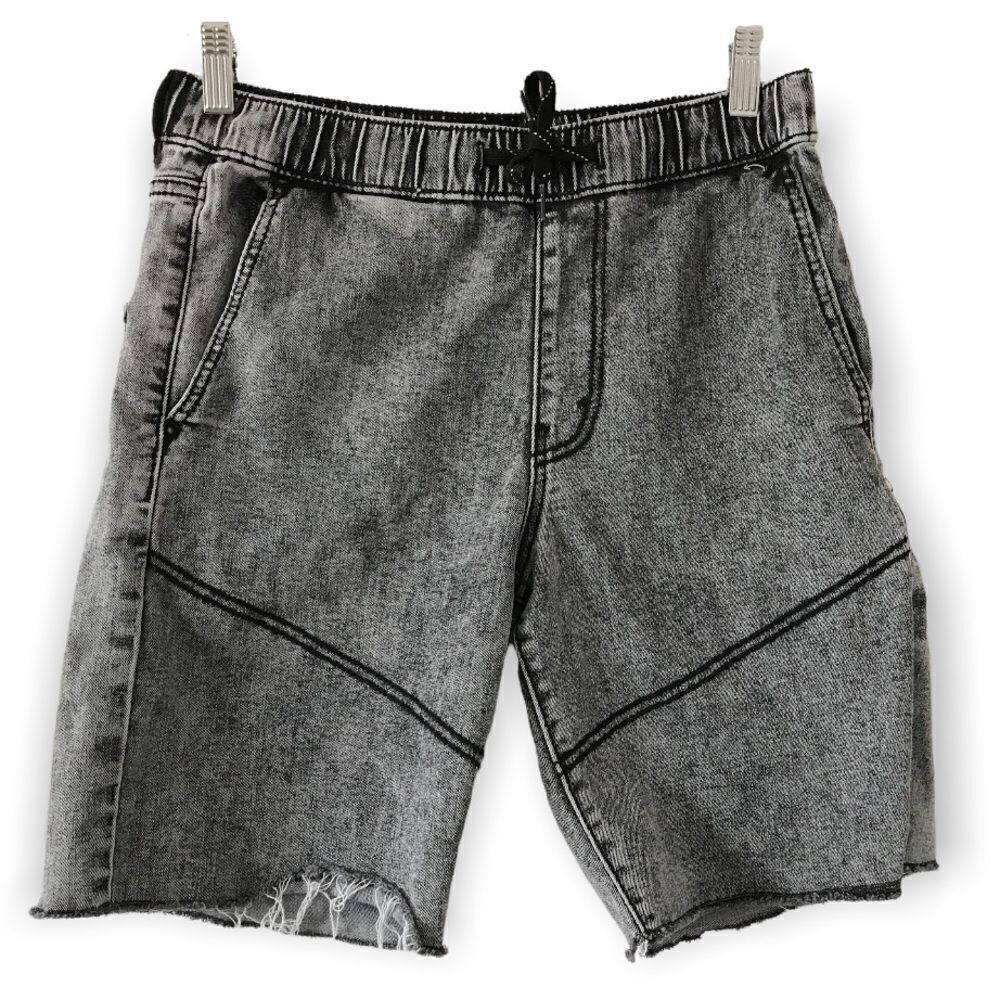 Signature by Levi Strauss charcoal black and white shorts (P5)
